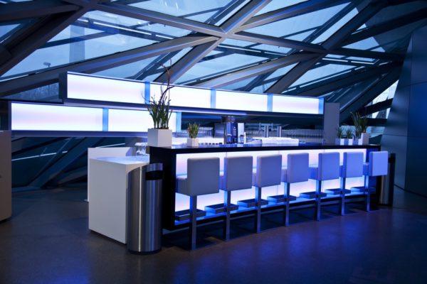 blue sky lounge bar